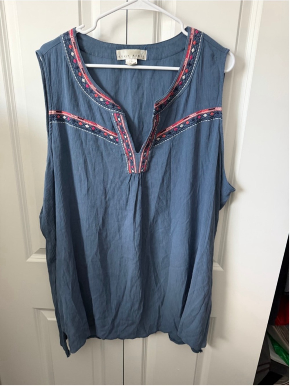 KELLY RENEE Blue Embroidered Tank Top 3X